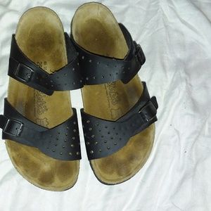 🌼Birkenstock Birkis 🌼 Black Perforated sz.10